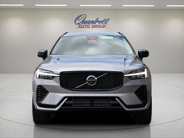 2026 Volvo XC60 Plug-In Hybrid SUV in Aurora Silver thumbnail 9