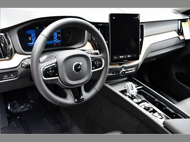 2026 Volvo XC60 Plug-In Hybrid SUV in Aurora Silver thumbnail 12