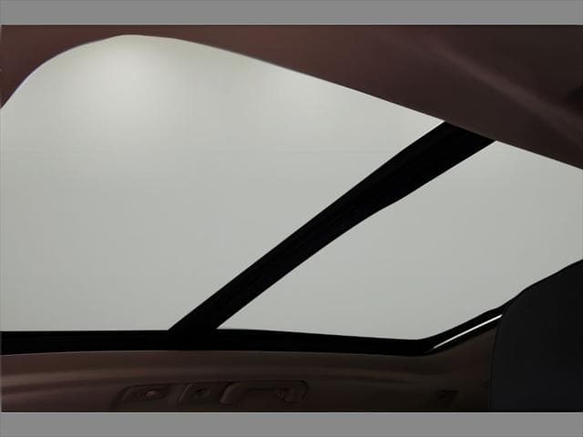 2026 Volvo XC60 Plug-In Hybrid SUV in Aurora Silver thumbnail 14