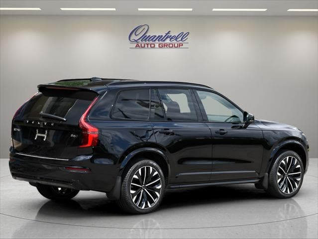 2026 Volvo XC90 SUV in Onyx Black Metallic thumbnail 4