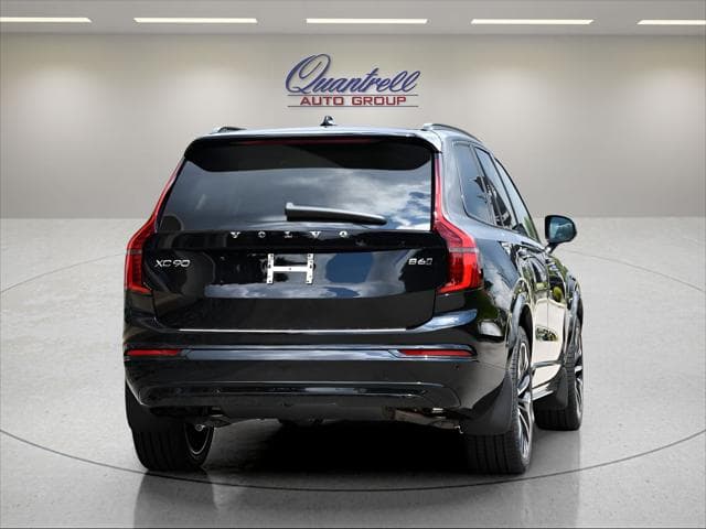 2026 Volvo XC90 SUV in Onyx Black Metallic thumbnail 5