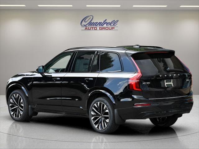 2026 Volvo XC90 SUV in Onyx Black Metallic thumbnail 6