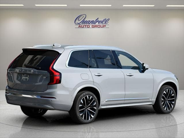 2026 Volvo XC90 SUV in Vapour Grey Metallic thumbnail 4
