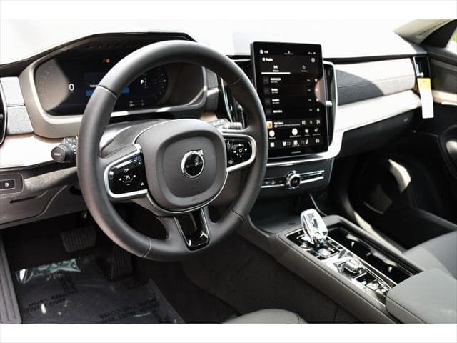 2026 Volvo XC90 Plug-In Hybrid SUV in Denim Blue Metallic thumbnail 12