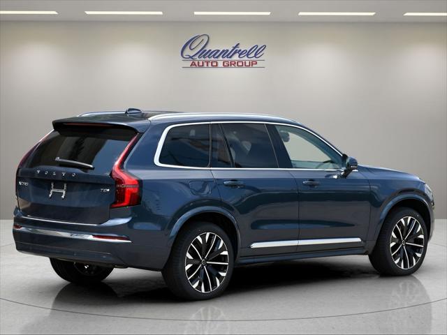 2026 Volvo XC90 Plug-In Hybrid SUV in Denim Blue Metallic thumbnail 4
