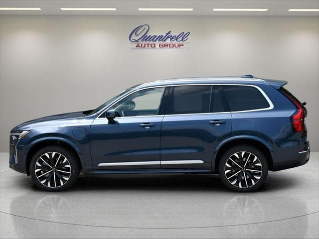 2026 Volvo XC90 Plug-In Hybrid SUV in Denim Blue Metallic thumbnail 7