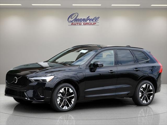 2026 Volvo XC60 Plug-In Hybrid SUV in Onyx Black Metallic thumbnail 8