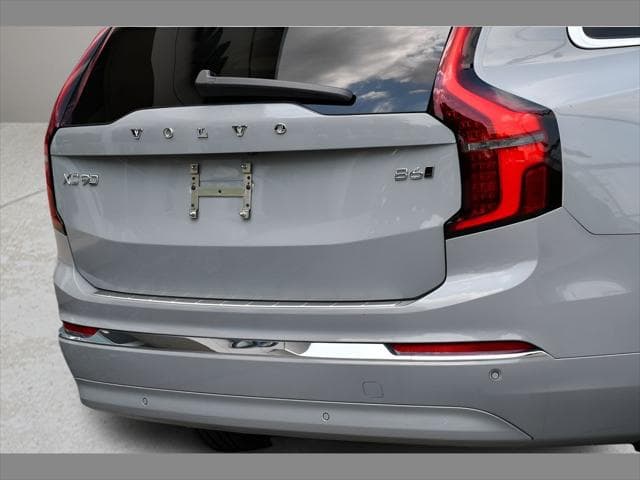 2026 Volvo XC90 SUV in Vapour Grey Metallic thumbnail 30