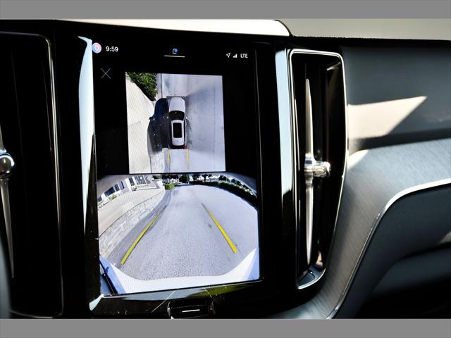 2025 Volvo XC60 SUV in Crystal White Metallic thumbnail 21