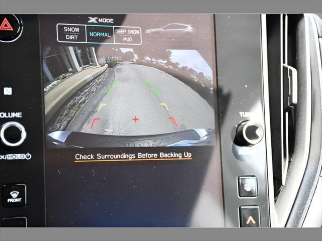 2026 Subaru Crosstrek SUV in Ice Silver Metallic thumbnail 22