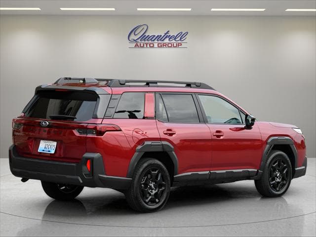 2026 Subaru Outback SUV in Crimson Red Pearl thumbnail 4