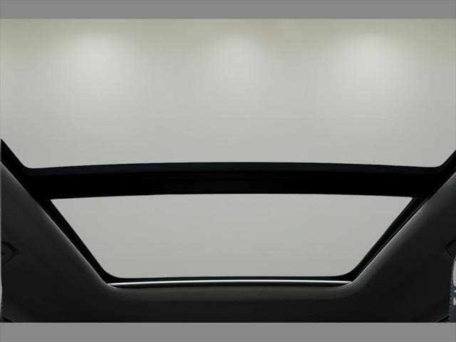 2026 Volvo XC40 SUV in Cloud Blue thumbnail 13