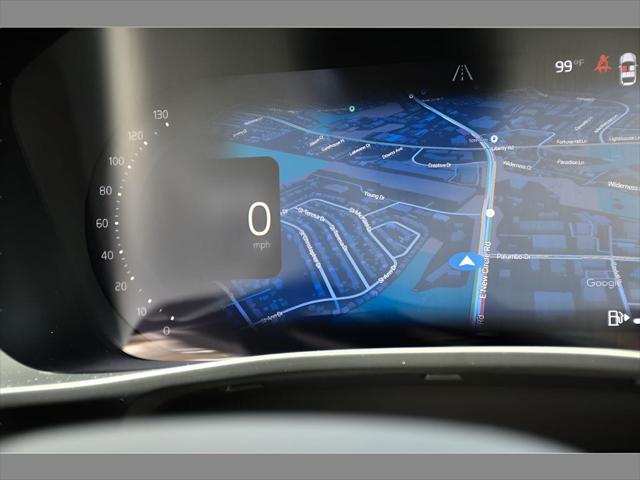 2026 Volvo XC40 SUV in Cloud Blue thumbnail 17