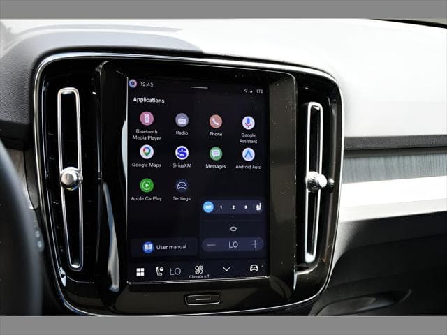 2026 Volvo XC40 SUV in Cloud Blue thumbnail 19