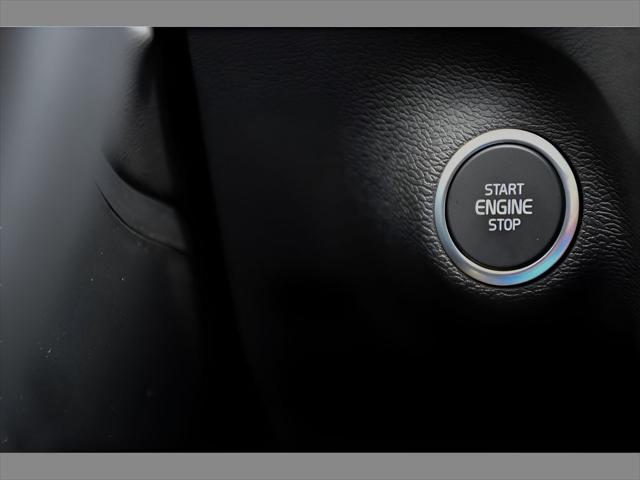 2026 Volvo XC40 SUV in Cloud Blue thumbnail 36