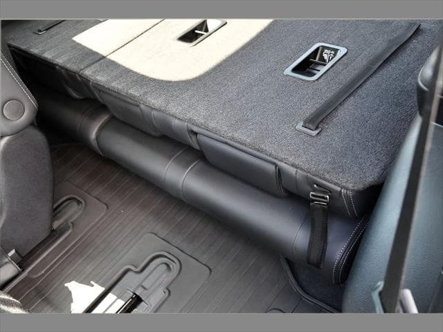 2021 Subaru Ascent SUV in Ice Silver Metallic thumbnail 17