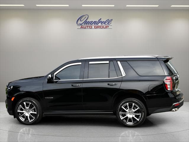 2024 Chevrolet Tahoe SUV in Black thumbnail 7