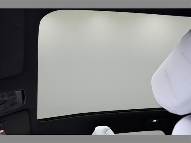 2024 Cadillac LYRIQ SUV in Celestial Metallic thumbnail 15