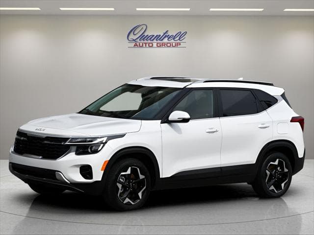 2024 Kia Seltos SUV in Snow White Pearl thumbnail 8