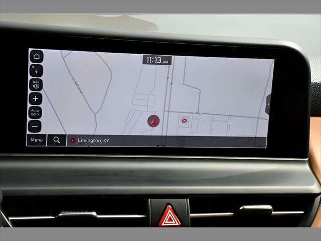 2024 Kia Seltos SUV in Snow White Pearl thumbnail 23