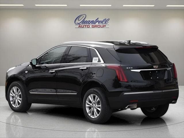 2026 Cadillac XT5 SUV in Stellar Black Metallic thumbnail 6