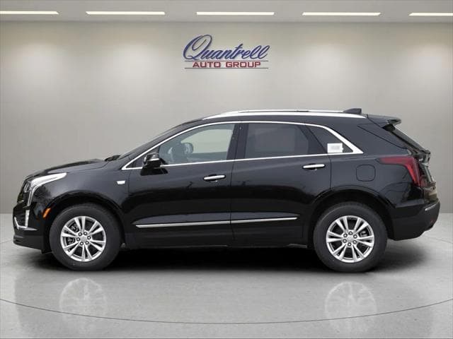 2026 Cadillac XT5 SUV in Stellar Black Metallic thumbnail 7