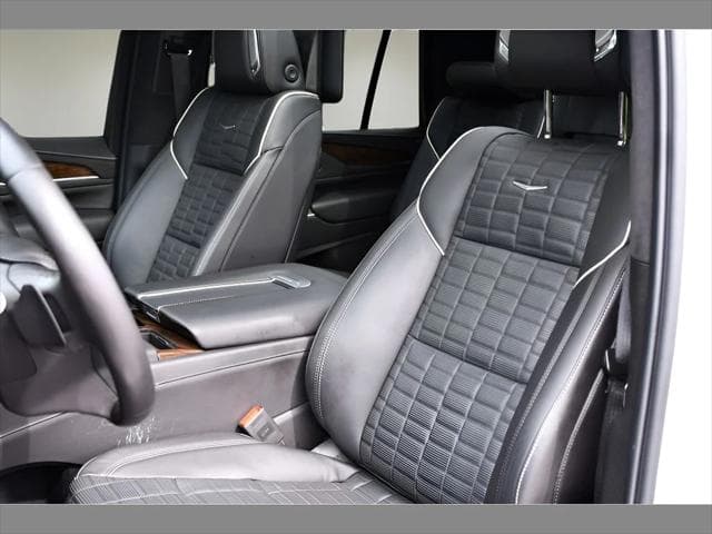 2023 Cadillac Escalade SUV in Crystal White Tricoat thumbnail 14