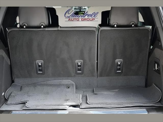 2023 Cadillac Escalade SUV in Crystal White Tricoat thumbnail 24
