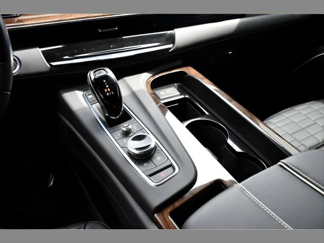 2023 Cadillac Escalade SUV in Crystal White Tricoat thumbnail 38