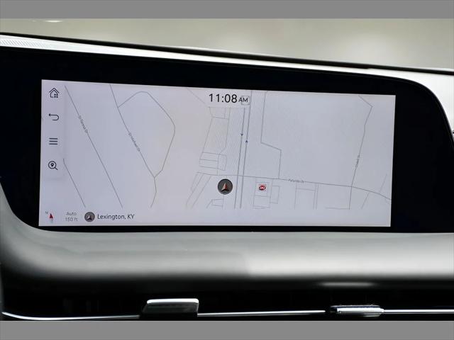 2025 Genesis G90 Sedan in Uyuni White thumbnail 24
