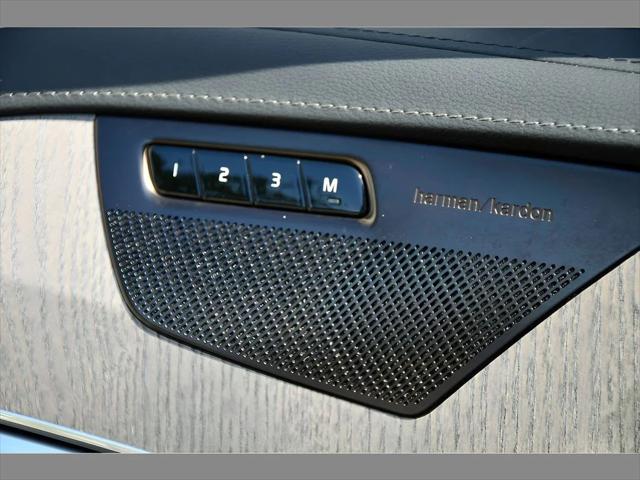 2023 Volvo XC90 SUV in Denim Blue Metallic thumbnail 29