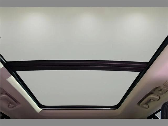 2023 Volvo XC90 SUV in Onyx Black Metallic thumbnail 15