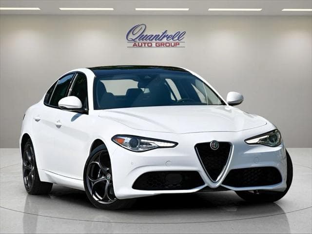 2018 Alfa Romeo Giulia in Alfa White