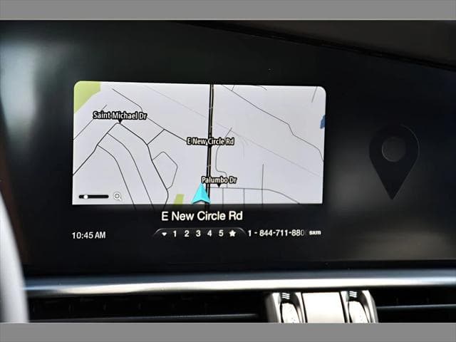 2018 Alfa Romeo Giulia Sedan in Alfa White thumbnail 21