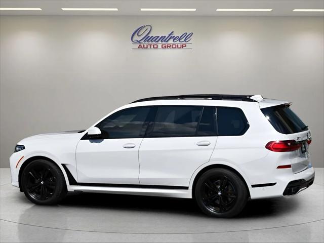 2022 BMW X7 SUV in White thumbnail 7