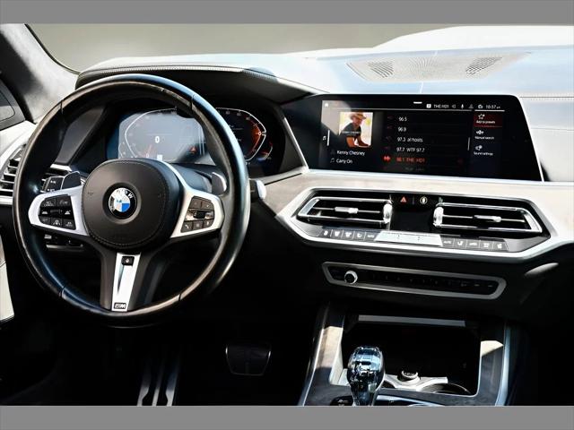 2022 BMW X7 SUV in White thumbnail 19