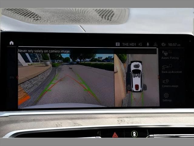 2022 BMW X7 SUV in White thumbnail 22