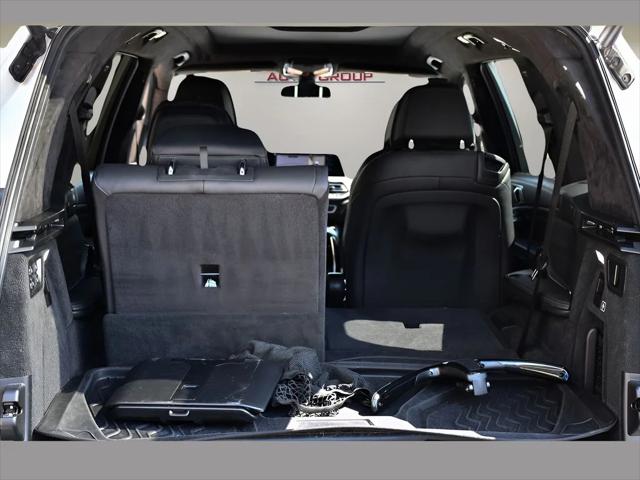 2022 BMW X7 SUV in White thumbnail 23