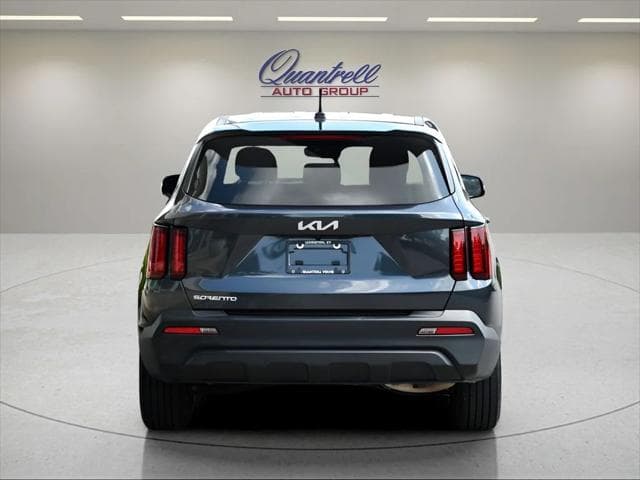 2023 Kia Sorento SUV in Gravity Grey thumbnail 5