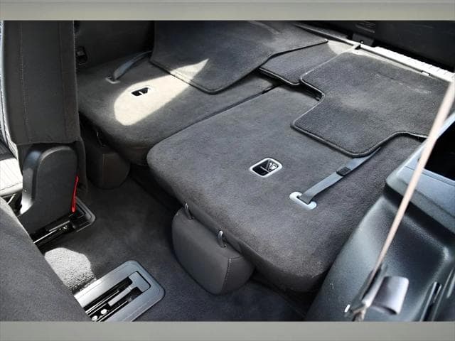 2023 Kia Sorento SUV in Gravity Grey thumbnail 15