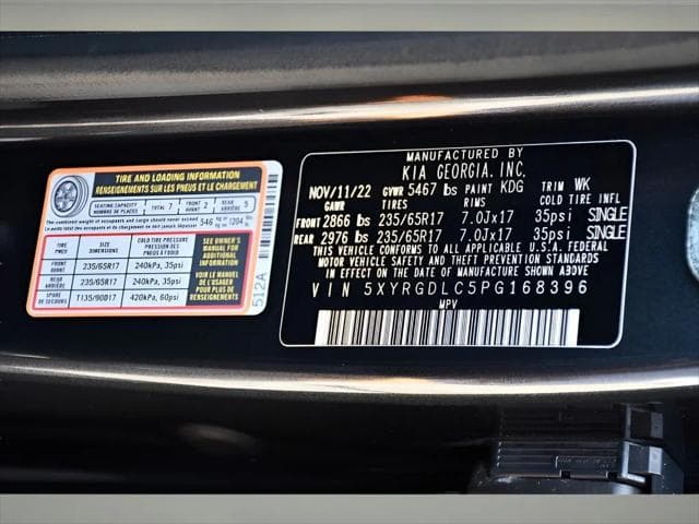 2023 Kia Sorento SUV in Gravity Grey thumbnail 24
