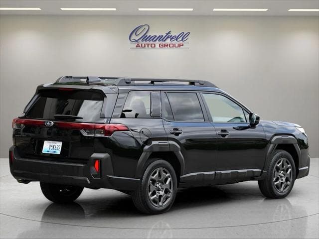 2026 Subaru Outback SUV in Crystal Black Silica thumbnail 4