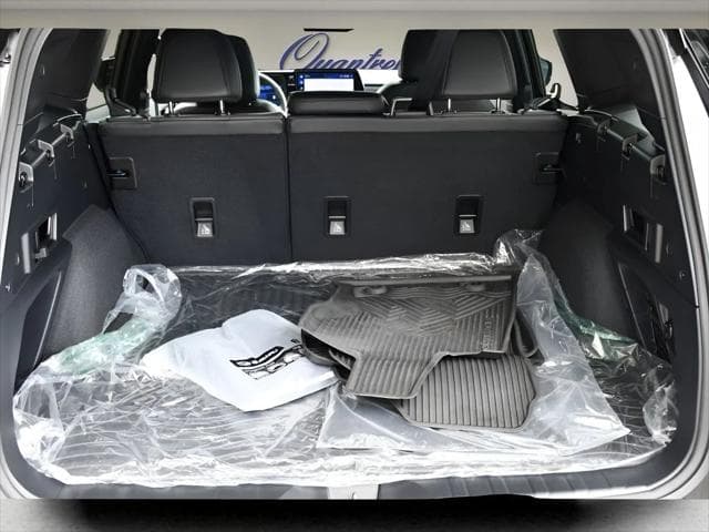 2026 Subaru Outback SUV in Crystal Black Silica thumbnail 23