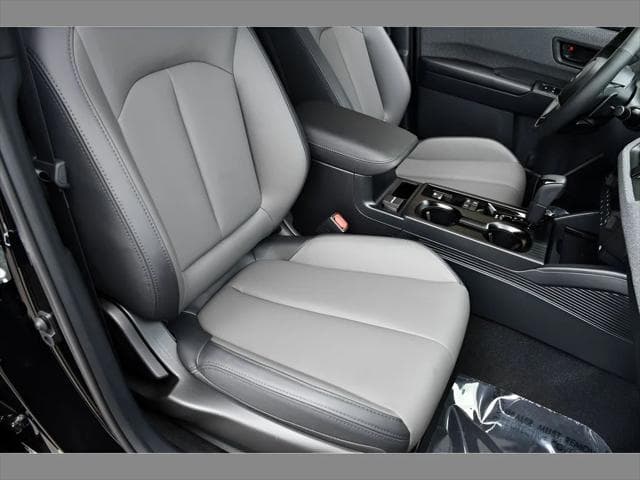 2026 Subaru Outback SUV in Crystal Black Silica thumbnail 30