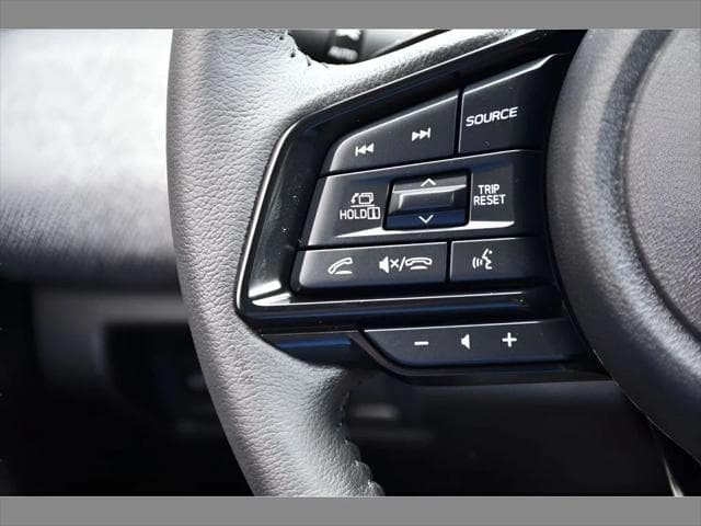 2026 Subaru Outback SUV in Crystal Black Silica thumbnail 33
