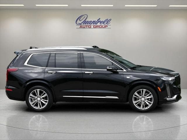 2023 Cadillac XT6 SUV in Stellar Black Metallic thumbnail 3