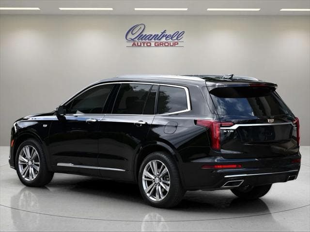 2023 Cadillac XT6 SUV in Stellar Black Metallic thumbnail 6