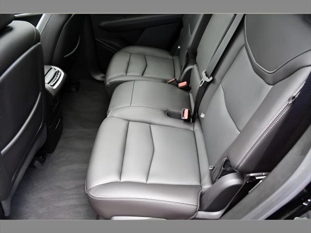 2023 Cadillac XT6 SUV in Stellar Black Metallic thumbnail 16