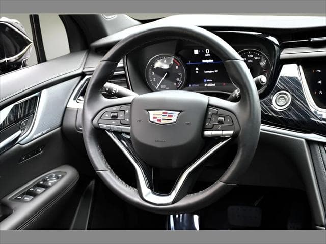 2023 Cadillac XT6 SUV in Stellar Black Metallic thumbnail 18