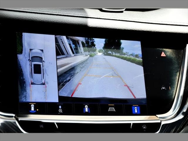 2023 Cadillac XT6 SUV in Stellar Black Metallic thumbnail 25